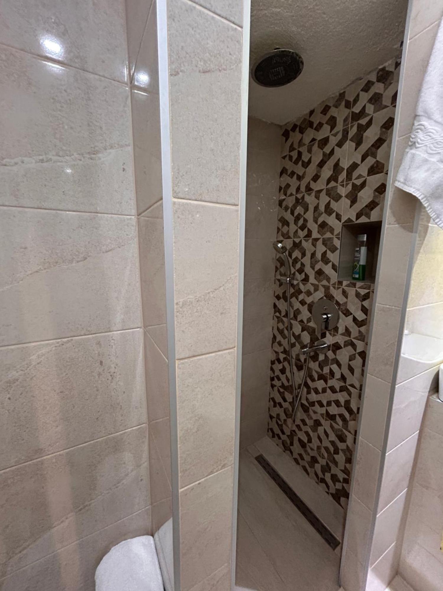 Latin Bridge Apartment Sarajevo Ngoại thất bức ảnh